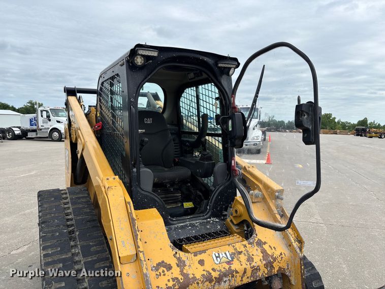 image for item FC5765 2022 Caterpillar 299D3 tracked skid steer loader