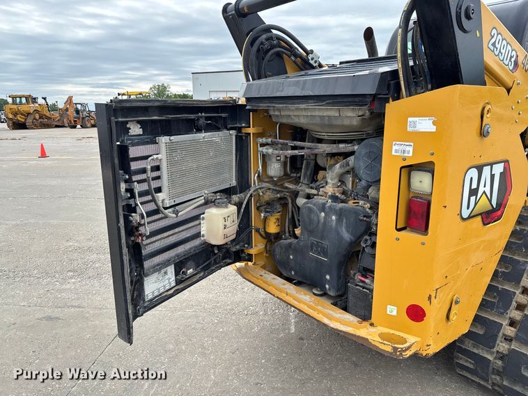 image for item FC5765 2022 Caterpillar 299D3 tracked skid steer loader