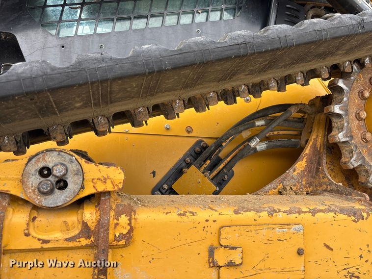 image for item FC5765 2022 Caterpillar 299D3 tracked skid steer loader