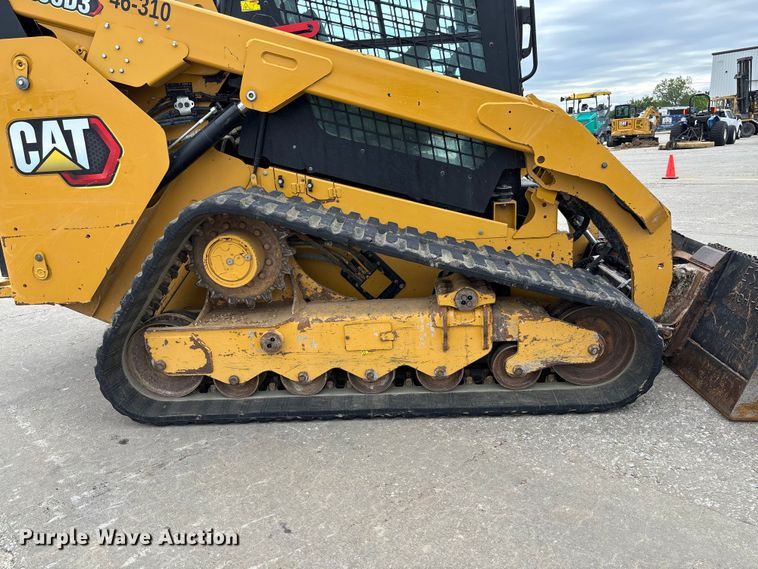 image for item FC5765 2022 Caterpillar 299D3 tracked skid steer loader