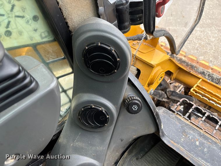 image for item FC5799 2021 Caterpillar 299D3 tracked skid steer loader