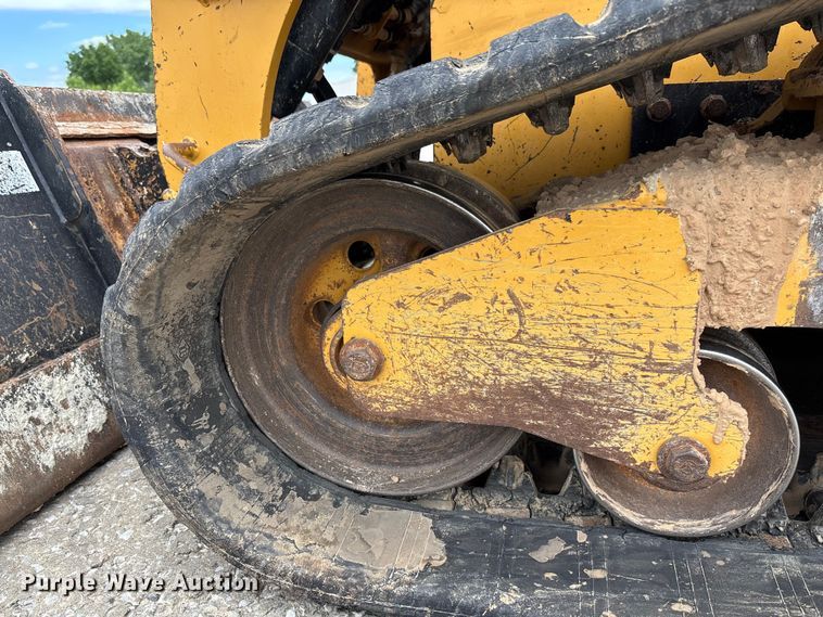 image for item FC5799 2021 Caterpillar 299D3 tracked skid steer loader