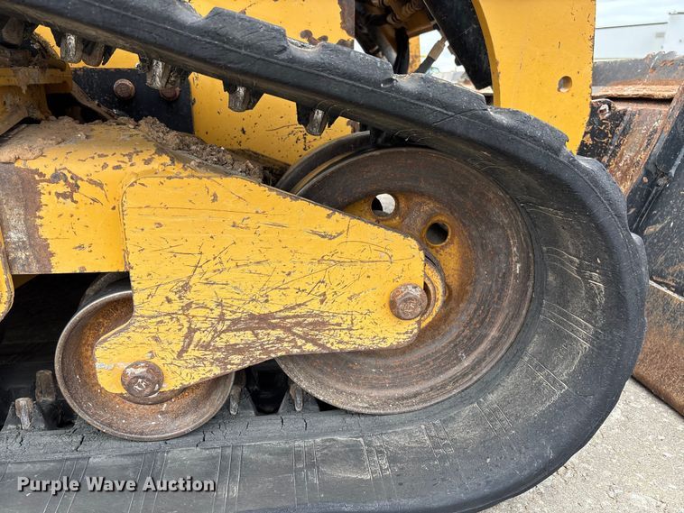 image for item FC5799 2021 Caterpillar 299D3 tracked skid steer loader