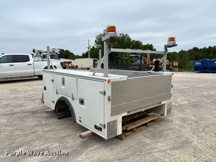 image for item FC5803 2019 Altec utility Bed