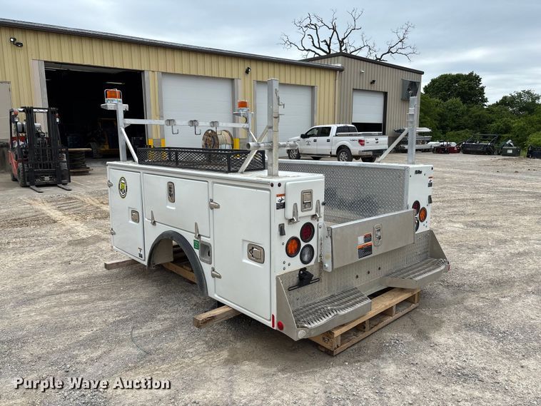 image for item FC5803 2019 Altec utility Bed