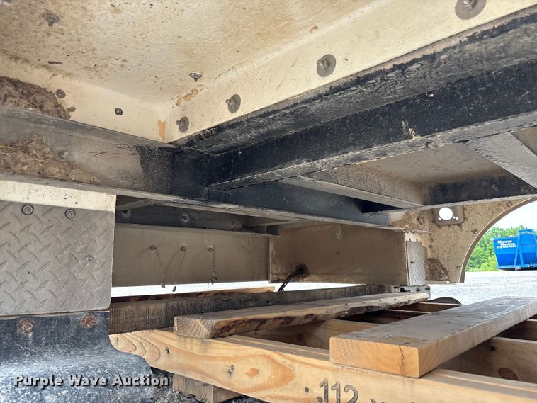 image for item FC5803 2019 Altec utility Bed