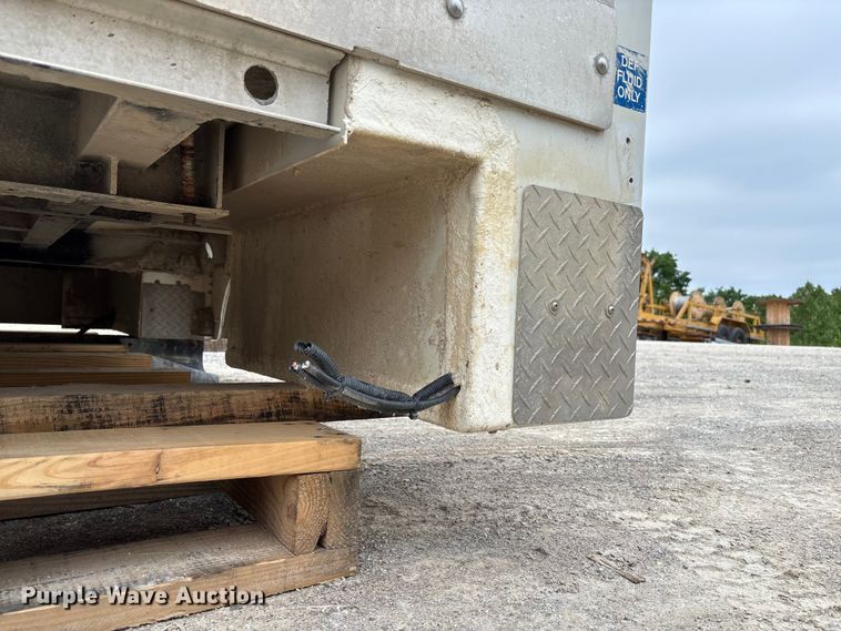 image for item FC5803 2019 Altec utility Bed