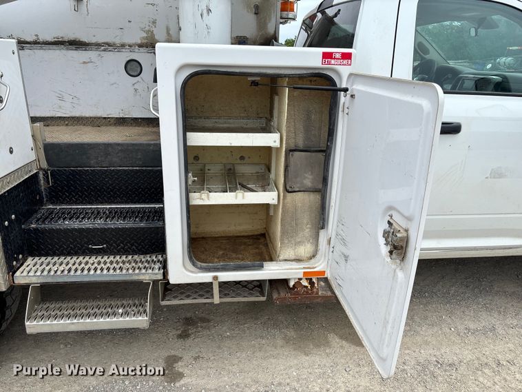 image for item FC5804 2017 RAM 5500 bucket truck