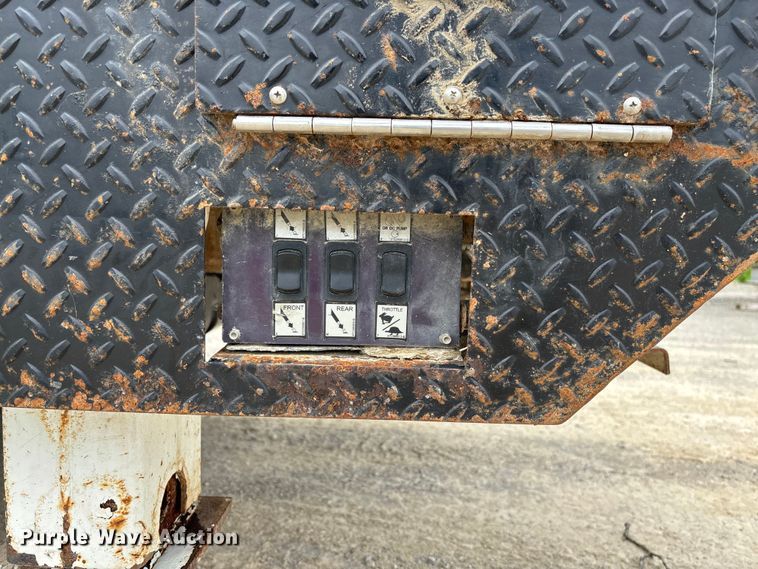 image for item FC5804 2017 RAM 5500 bucket truck