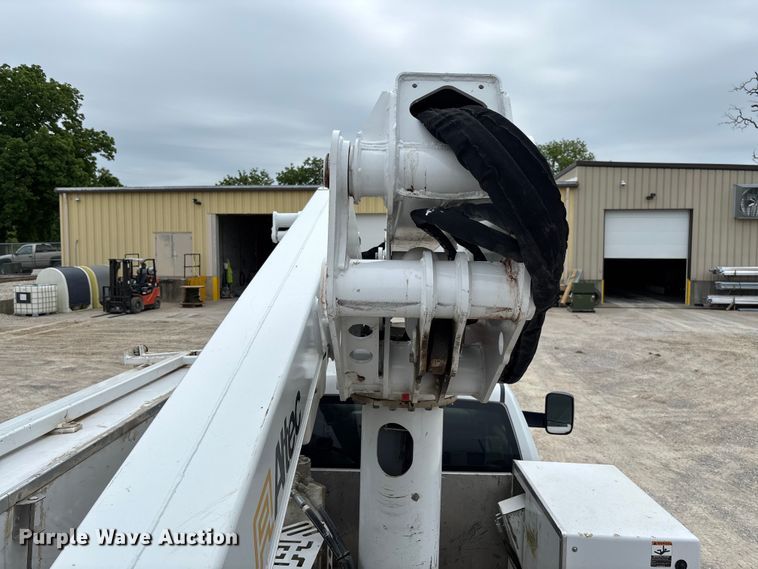 image for item FC5804 2017 RAM 5500 bucket truck