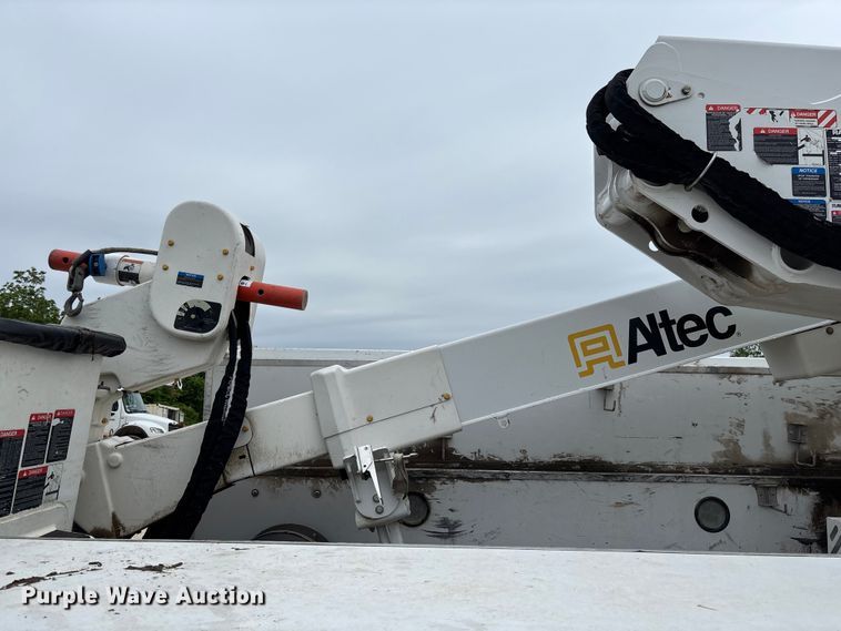 image for item FC5804 2017 RAM 5500 bucket truck