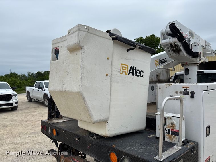 image for item FC5804 2017 RAM 5500 bucket truck
