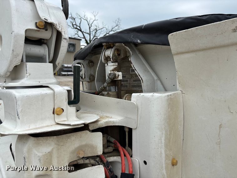 image for item FC5804 2017 RAM 5500 bucket truck