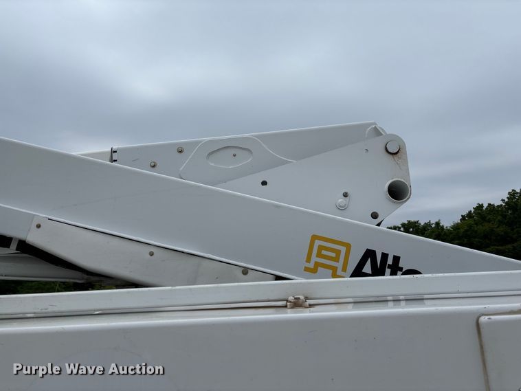 image for item FC5804 2017 RAM 5500 bucket truck