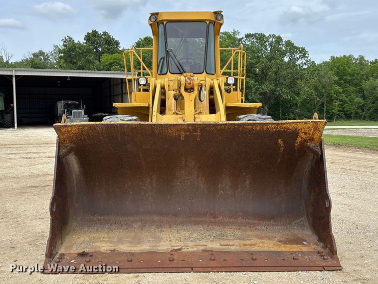 image for item FC5806 1984 Caterpillar 966D wheel loader