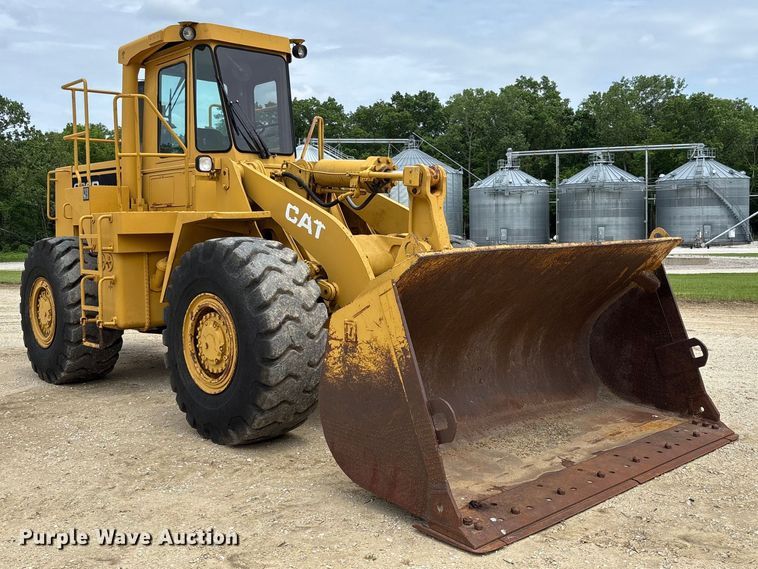 image for item FC5806 1984 Caterpillar 966D wheel loader