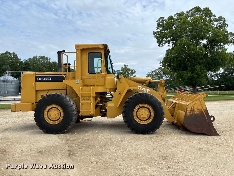 image for item FC5806 1984 Caterpillar 966D wheel loader