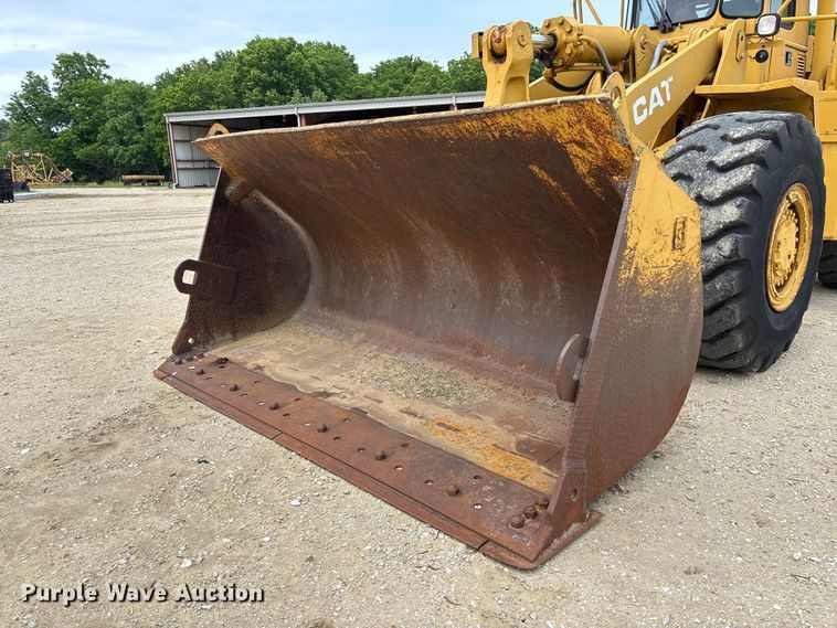 image for item FC5806 1984 Caterpillar 966D wheel loader