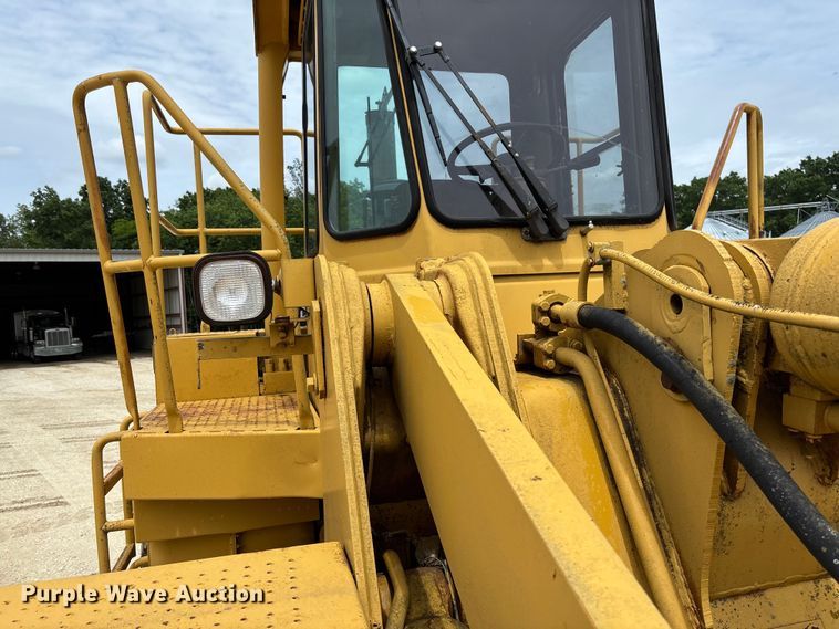image for item FC5806 1984 Caterpillar 966D wheel loader
