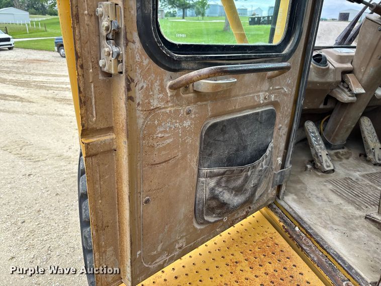 image for item FC5806 1984 Caterpillar 966D wheel loader