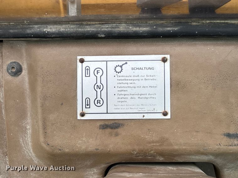 image for item FC5806 1984 Caterpillar 966D wheel loader