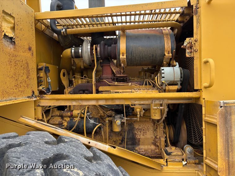 image for item FC5806 1984 Caterpillar 966D wheel loader