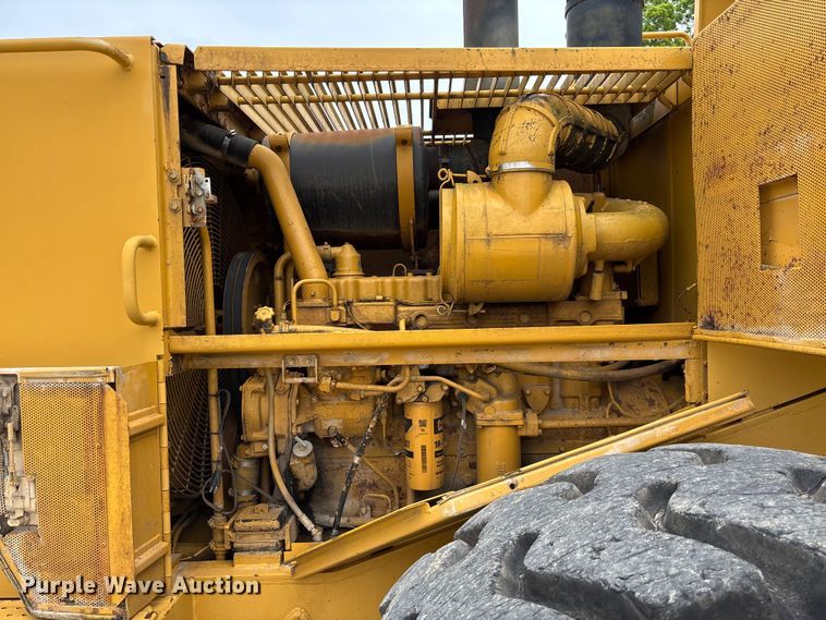 image for item FC5806 1984 Caterpillar 966D wheel loader