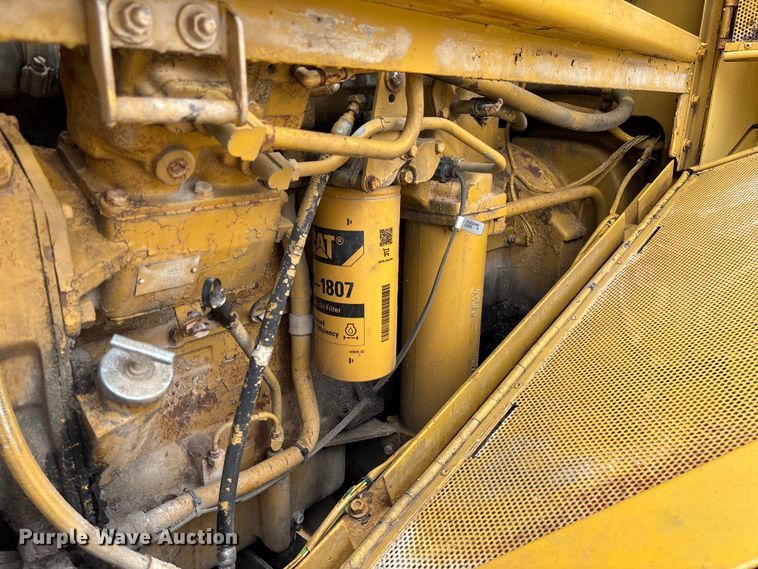 image for item FC5806 1984 Caterpillar 966D wheel loader