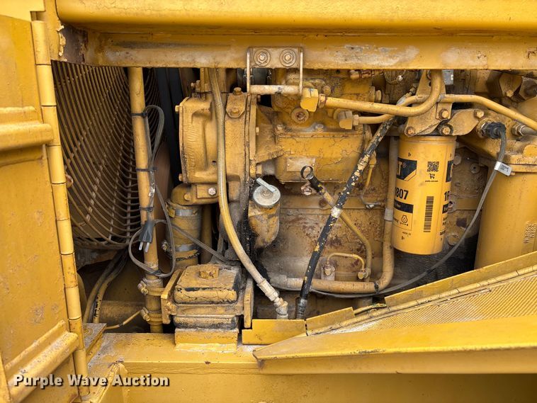 image for item FC5806 1984 Caterpillar 966D wheel loader