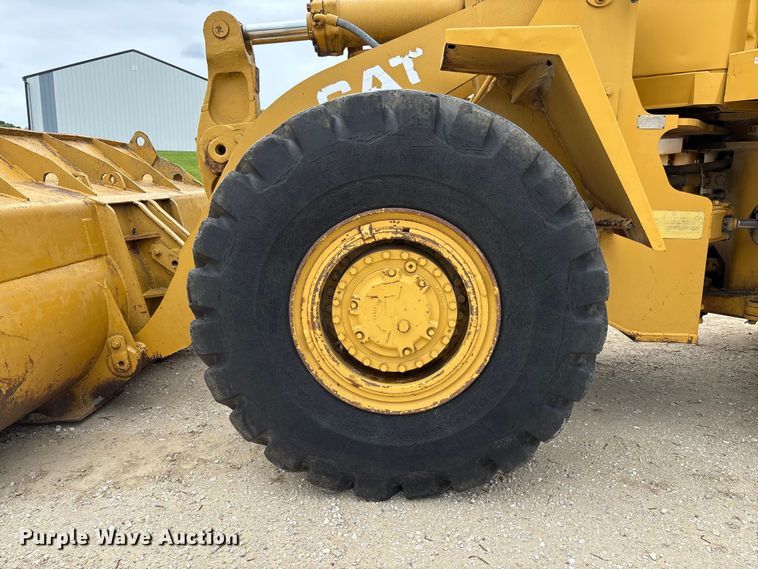 image for item FC5806 1984 Caterpillar 966D wheel loader