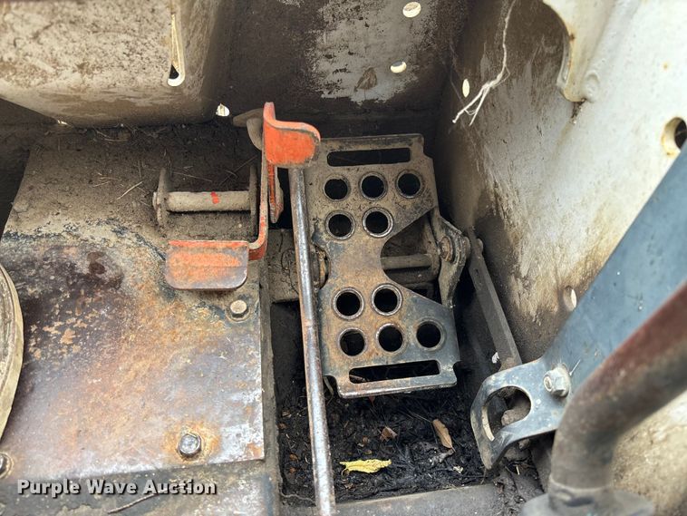 image for item FC5807 1995 Bobcat 753L Skid steer