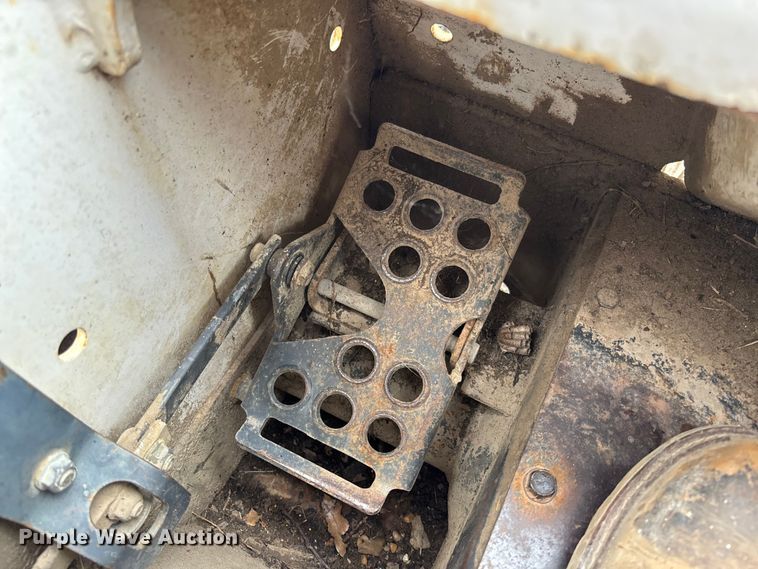 image for item FC5807 1995 Bobcat 753L Skid steer