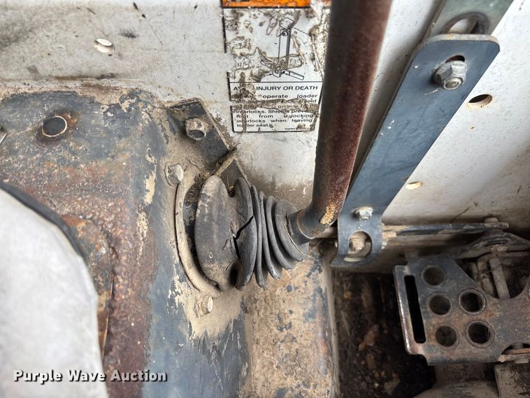 image for item FC5807 1995 Bobcat 753L Skid steer