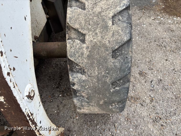image for item FC5807 1995 Bobcat 753L Skid steer