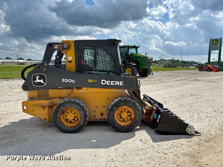 image for item FC5858 2022 John Deere 320G skid steer loader