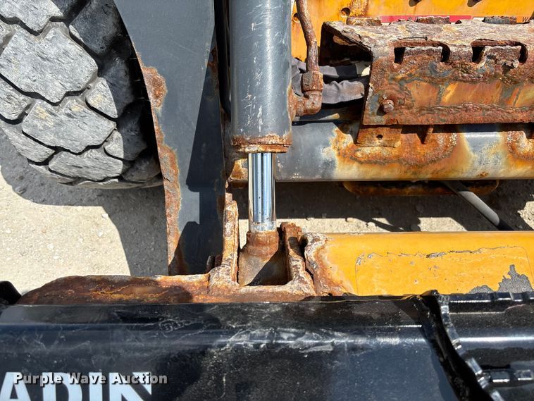 image for item FC5858 2022 John Deere 320G skid steer loader