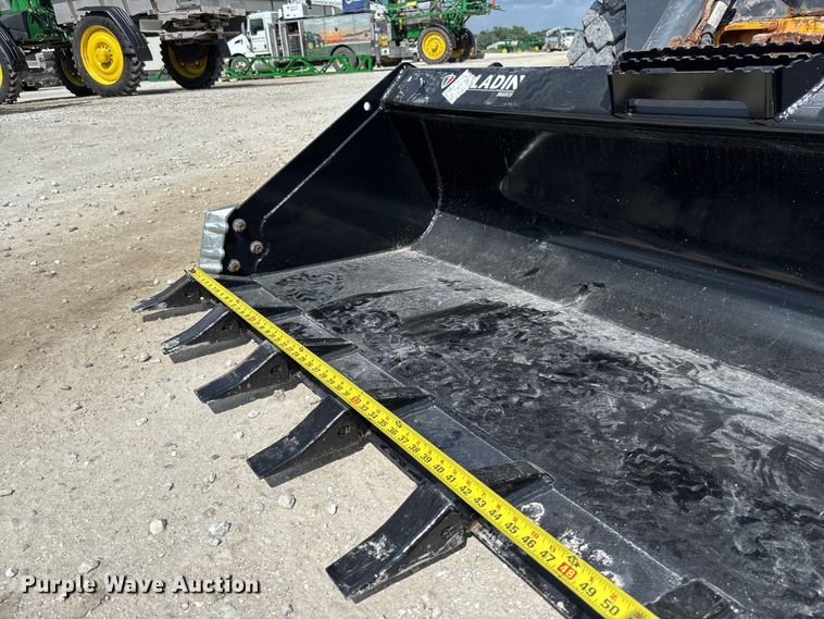 image for item FC5858 2022 John Deere 320G skid steer loader