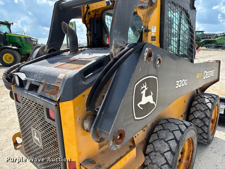 image for item FC5858 2022 John Deere 320G skid steer loader