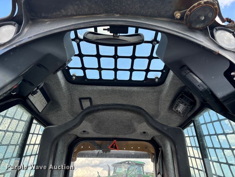 image for item FC5858 2022 John Deere 320G skid steer loader