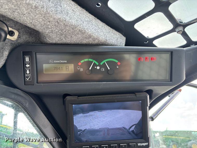 image for item FC5858 2022 John Deere 320G skid steer loader