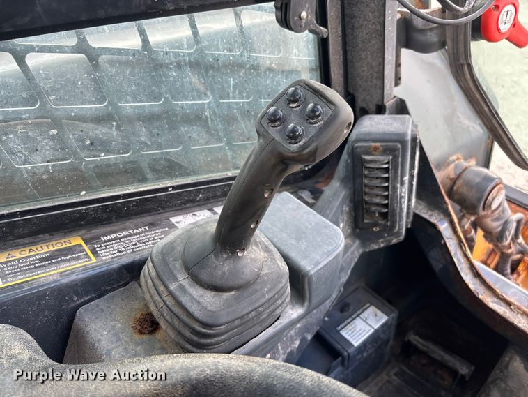 image for item FC5858 2022 John Deere 320G skid steer loader