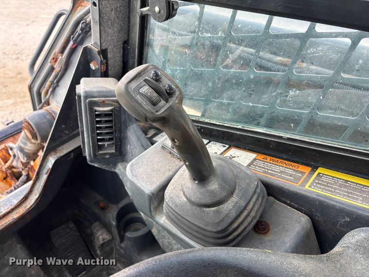 image for item FC5858 2022 John Deere 320G skid steer loader