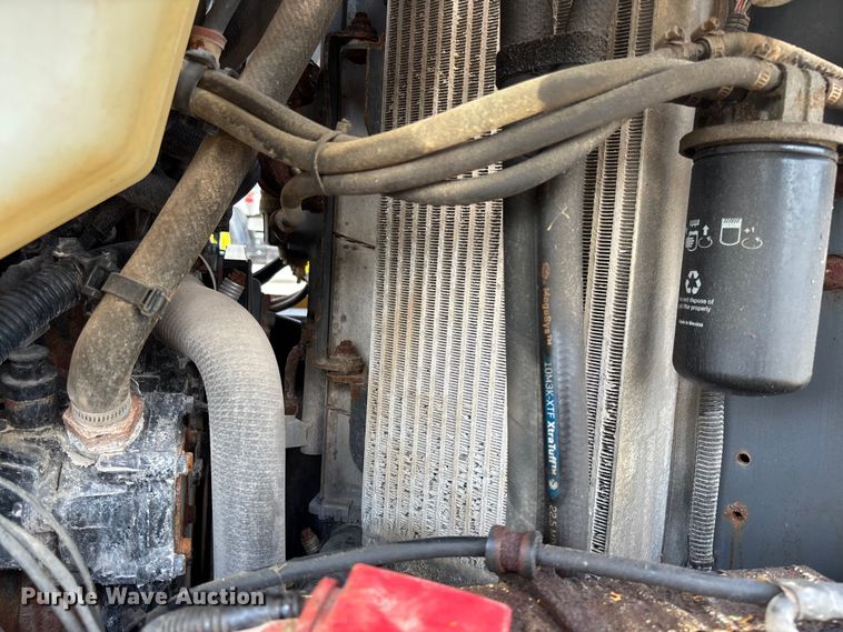 image for item FC5858 2022 John Deere 320G skid steer loader