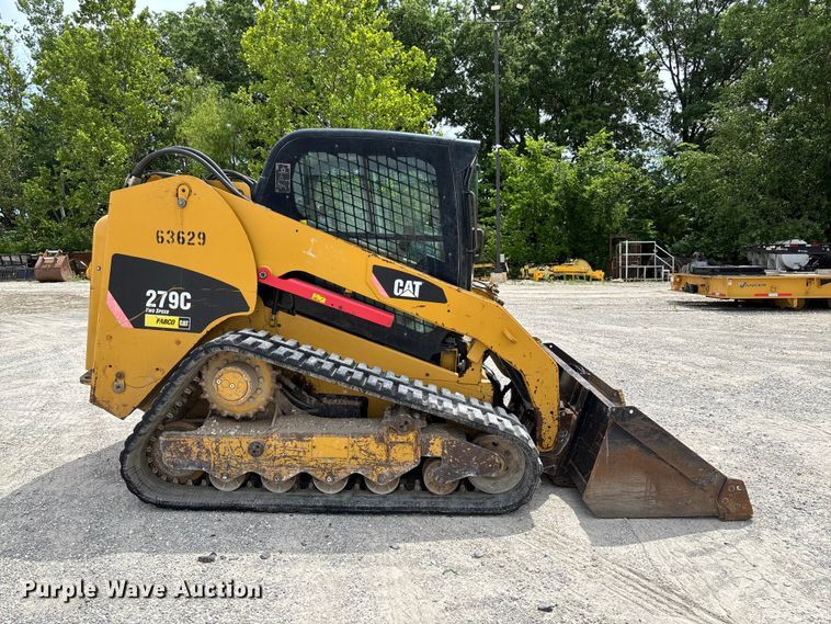 image for item FC5861 2011 Caterpillar 279C tracked skid steer loader