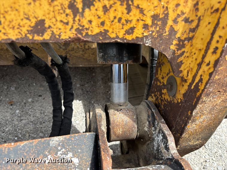 image for item FC5861 2011 Caterpillar 279C tracked skid steer loader