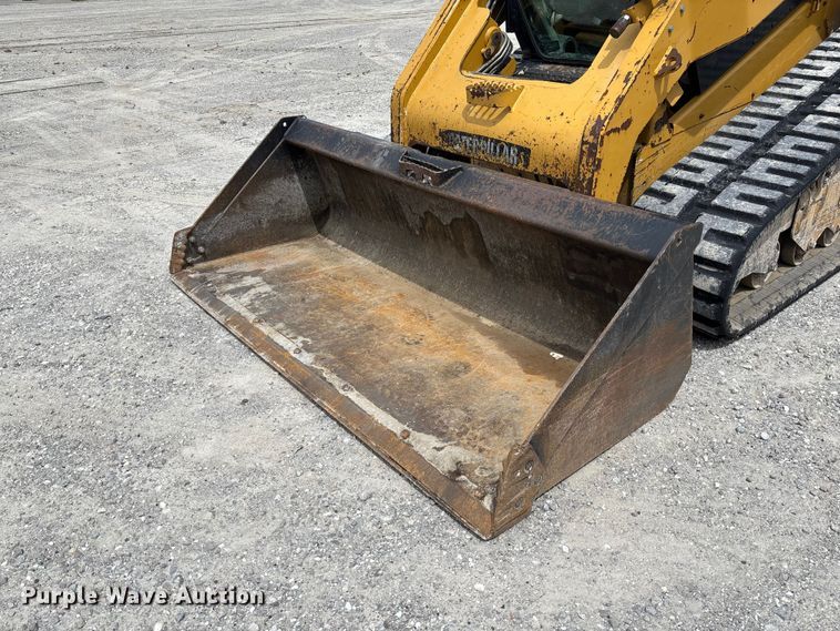 image for item FC5861 2011 Caterpillar 279C tracked skid steer loader