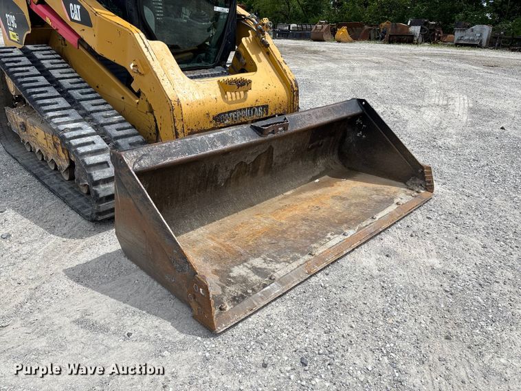 image for item FC5861 2011 Caterpillar 279C tracked skid steer loader