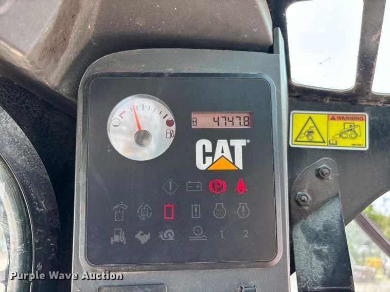 image for item FC5861 2011 Caterpillar 279C tracked skid steer loader