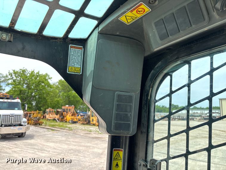 image for item FC5861 2011 Caterpillar 279C tracked skid steer loader