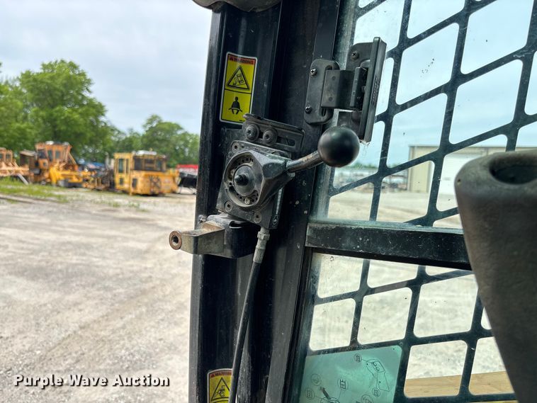 image for item FC5861 2011 Caterpillar 279C tracked skid steer loader